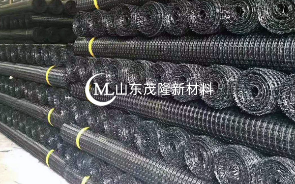 雙向拉伸塑料土工格柵產(chǎn)品演示圖2