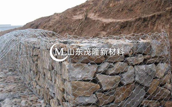 《水曹項目》滲排水網(wǎng)墊、石籠網(wǎng)施工