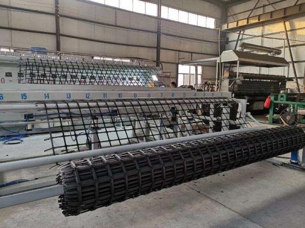 鋼塑土工格柵的施工方法及材料應(yīng)用有哪些呢？  第3張