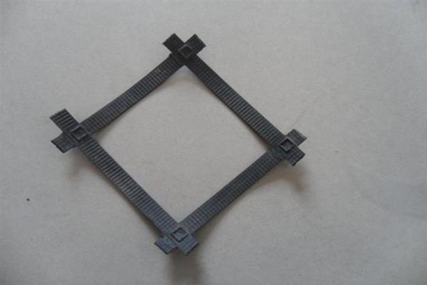 凸結(jié)點鋼塑土工格柵有哪些優(yōu)勢呢？  第3張