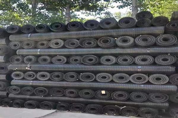 土工格柵在瀝青路面上的應(yīng)用有哪些呢？  第1張