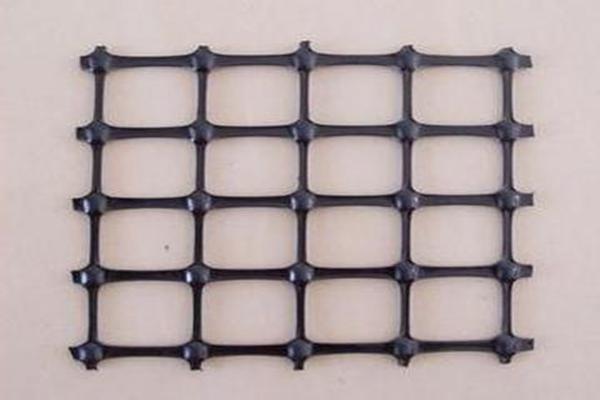 一文看懂凸結(jié)點(diǎn)鋼塑土工格柵的固定方法  第1張