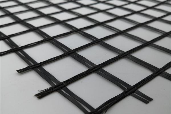 土工格柵與鋼筋哪個更牢固？鋪設究竟要選哪個？  第3張