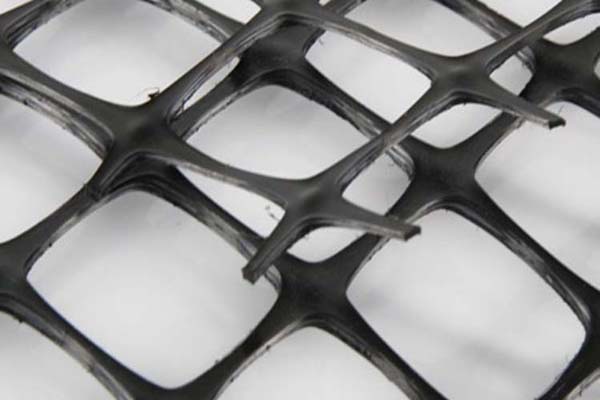 土工格柵負(fù)載強(qiáng)度的影響因素解析  第1張