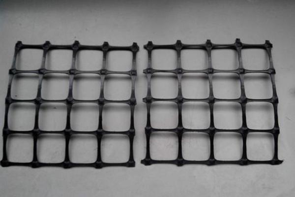 土工格柵的優(yōu)點(diǎn)有哪些？為什么選用土工格柵？  第1張