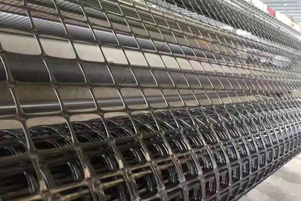 土工格柵的搭接寬度如何影響工程效果 第1張