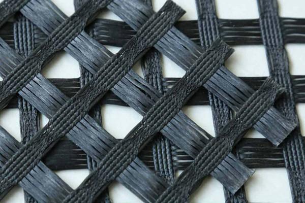 PP條帶焊接土工格柵特點(diǎn)揭秘 第2張