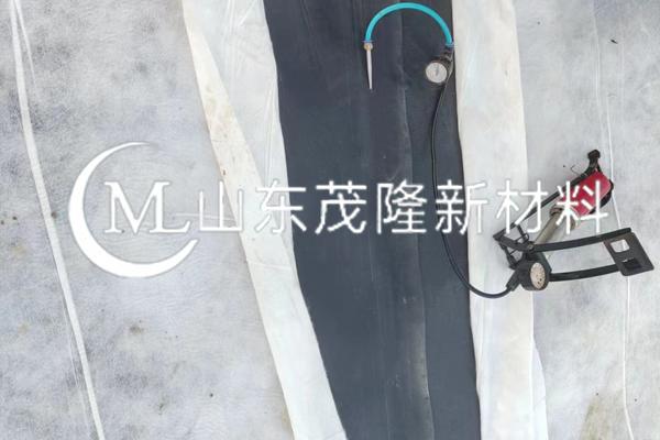 《中石化商業(yè)儲(chǔ)備有限公司湛江東海島原油商業(yè)儲(chǔ)備基地工程項(xiàng)目》土工膜、土工布，含鋪設(shè)焊接施工