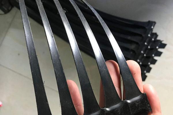 如何制作塑料土工格柵  第3張