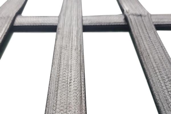 高韌性聚酯紗線集束土工格柵施工規(guī)范有哪些呢？  第2張